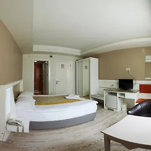 Grand As İstanbul