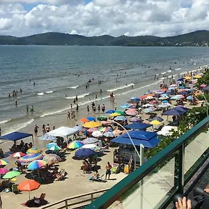 https://apartamento-a-beira-mar-meia-praia.santa-catarina-brasil.com